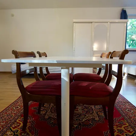 Homestay Komfortowe Przestronne Z Prywatnymi Lazienkami Blisko Warszawy I Suntago Milanowek