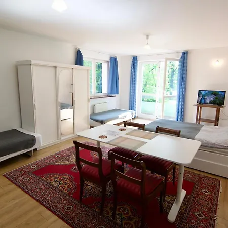 Komfortowe Przestronne Z Prywatnymi Lazienkami Blisko Warszawy I Suntago Milanowek