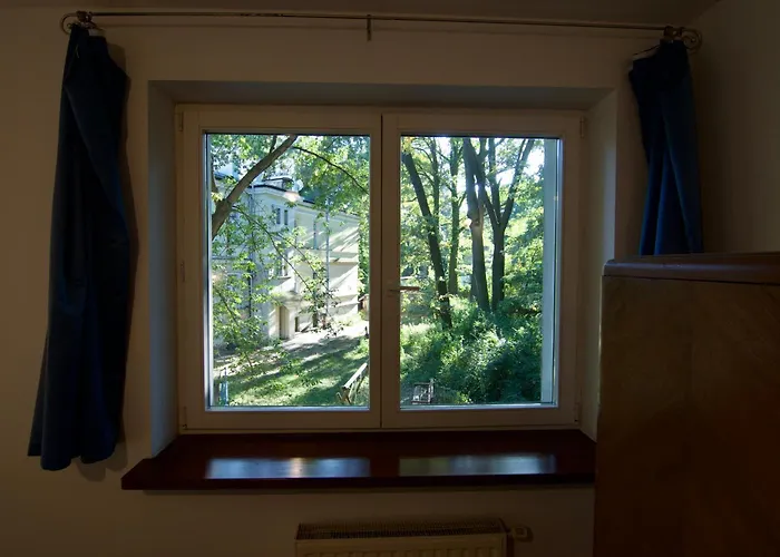 Komfortowe Przestronne Z Prywatnymi Lazienkami Blisko Warszawy I Suntago Milanowek